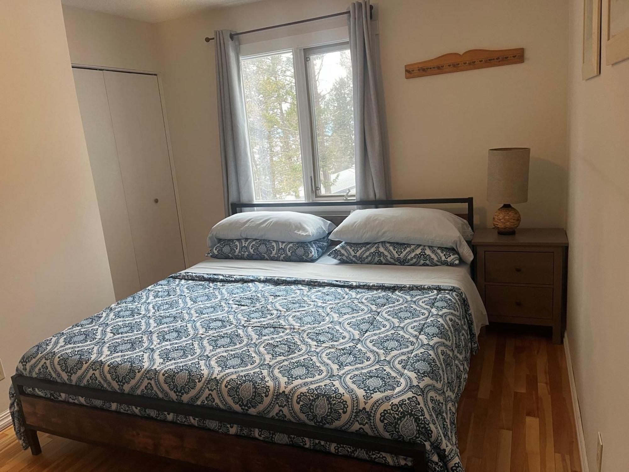 Akiskinook At Windermere Lake - Private Beach Access - New Pool And Hot Tub Now Open! Invermere Zewnętrze zdjęcie